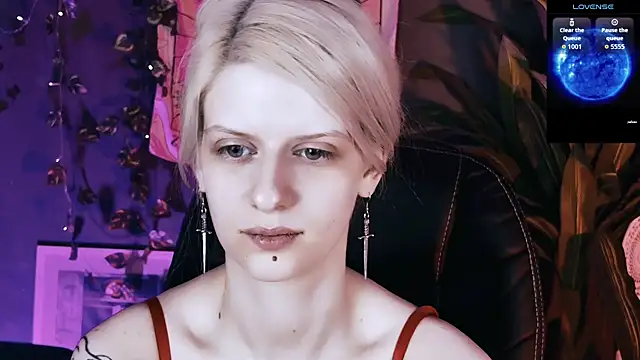 Snapshot of Noah_ElmerX chatting on 05-12-26, 03:09 Noah ElmerX online show from 05-12-26, 03:09