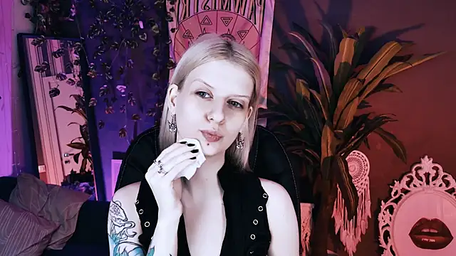 Noah ElmerX online show from 07-14-26, 04:02