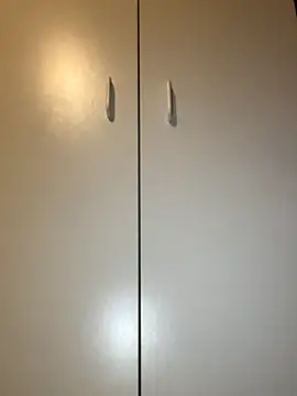 Snapshot of YesTheSexiest chatting on 10-31-25, 10:33 YesTheSexiest online show from 10-31-25, 10:33