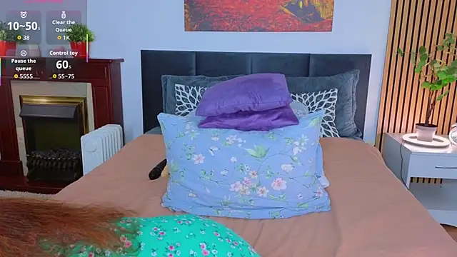 CutieGinger online show from 12-19-25, 02:02