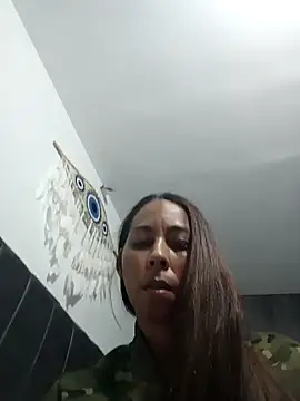 Rosalinda Cortez online show from 01-01-25, 12:00