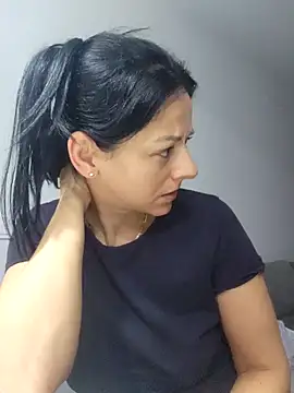 Snapshot of bruneta_sexy23 chatting on 01-12-25, 04:40 bruneta sexy23 online show from 01-12-25, 04:40