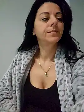 Snapshot of bruneta_sexy23 chatting on 02-01-25, 03:52 bruneta sexy23 online show from 02-01-25, 03:52