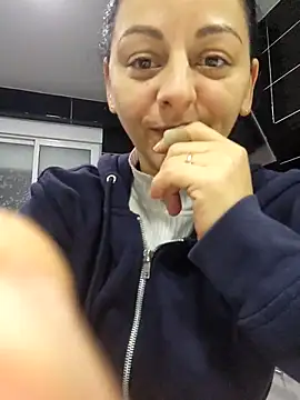 bruneta sexy23 online show from 03-04-25, 06:47