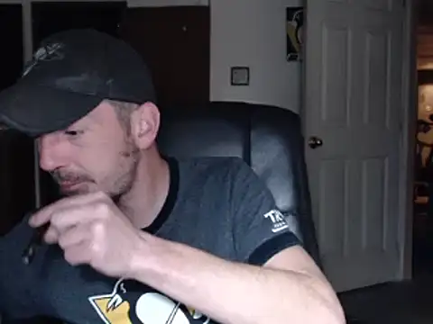 pensguy30 online show from 12-11-24, 02:41