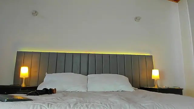 adriana71 online show from 03-22-25, 09:10