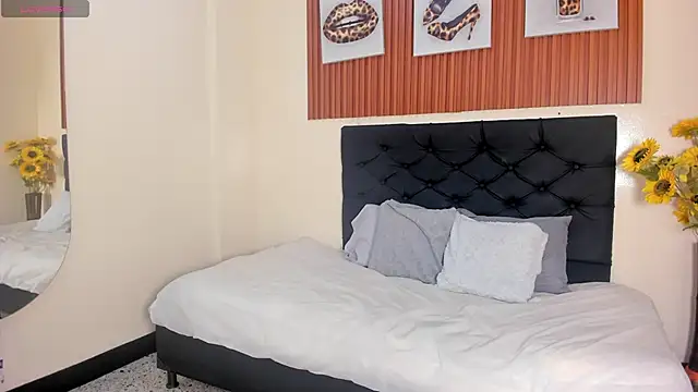 Cristale69 online show from 04-08-26, 07:14