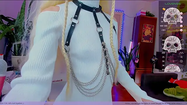 Fridart-house Fortuna online show from 11-07-25, 01:44