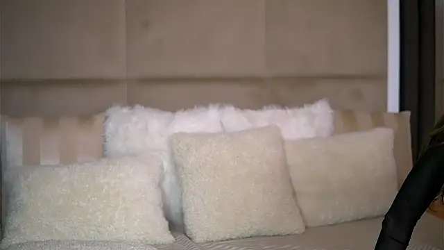 AnaisBellas online show from 01-02-25, 09:28