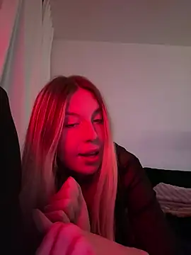 Snapshot of VeraSerephina chatting on 03-17-25, 12:08 VeraSerephina online show from 03-17-25, 12:08