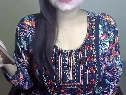 Lusty Wife1 online show from 12-07-24, 10:34