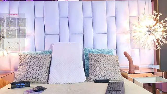 Iris Ross  online show from 09-27-25, 11:37