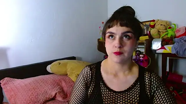 collette beaufoy  online show from 06-03-26, 02:36