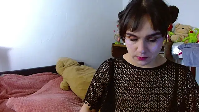 Snapshot of collette_beaufoy_ chatting on 06-08-26, 05:41 collette beaufoy online show from 06-08-26, 05:41