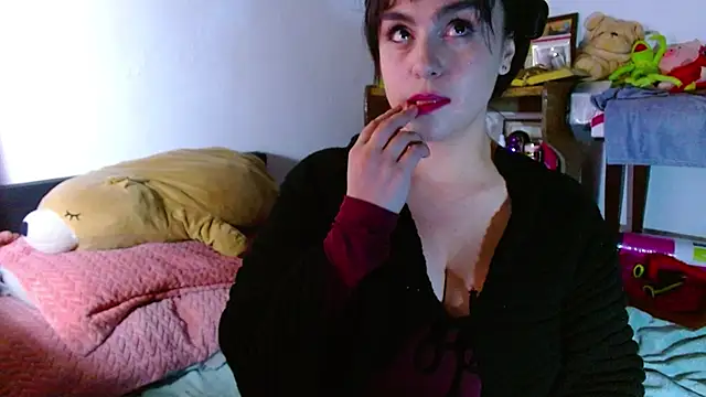 Snapshot of collette_beaufoy_ chatting on 06-13-26, 06:11 collette beaufoy online show from 06-13-26, 06:11