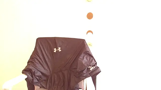 Snapshot of brdot_ chatting on 02-14-26, 09:00 brdot online show from 02-14-26, 09:00