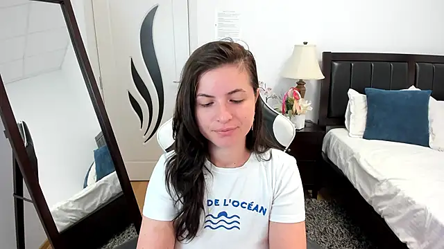 AmyPure  online show from 06-19-26, 04:17