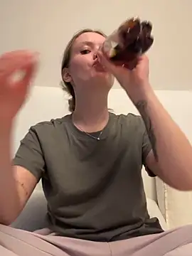 mariemelissah online show from 03-12-25, 06:11