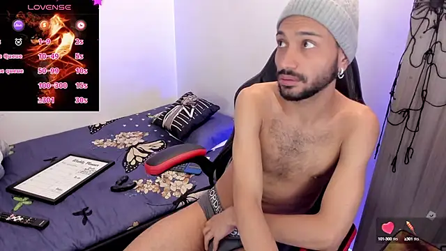 Snapshot of Aron_Baylor chatting on 10-21-25, 09:21 Aron Baylor online show from 10-21-25, 09:21