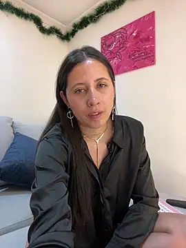 marthina thompsson online show from 12-02-24, 02:20