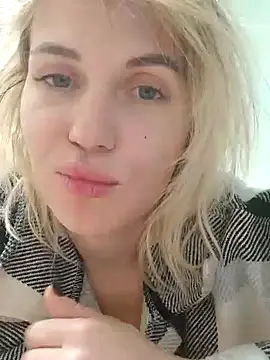 Snapshot of Linda_Gregory chatting on 01-04-25, 05:27 Linda Gregory online show from 01-04-25, 05:27