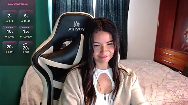 alice middlee online show from 06-17-26, 02:40