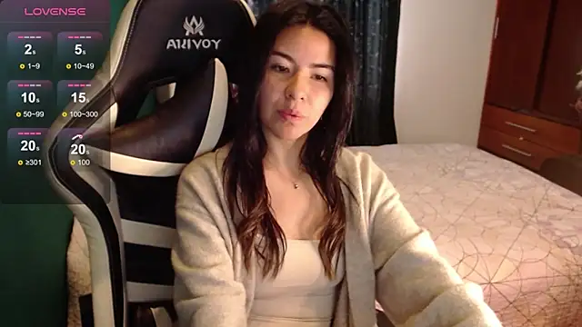 alice middlee online show from 06-18-26, 03:38