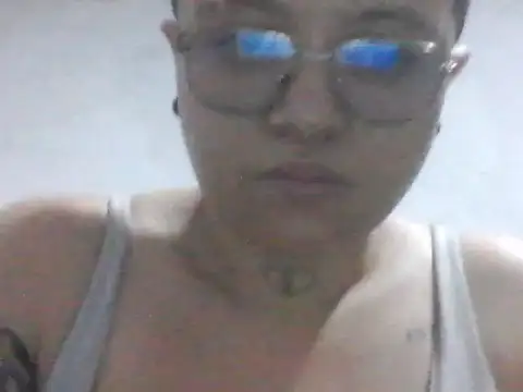 Snapshot of EdenJupiter chatting on 02-12-26, 06:30 EdenJupiter online show from 02-12-26, 06:30