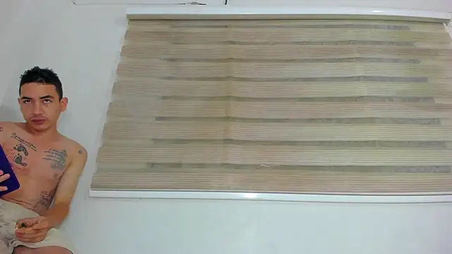 Snapshot of enjoy_hotparty chatting on 01-18-26, 01:48 enjoy hotparty online show from 01-18-26, 01:48