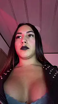 Snapshot of jesica__simpson chatting on 04-19-26, 11:29 jesica simpson online show from 04-19-26, 11:29