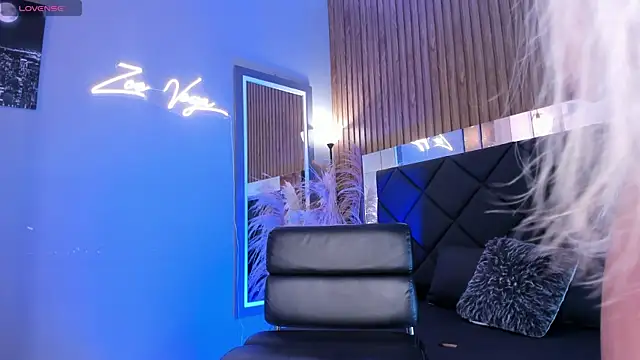 Zoevegass online show from 01-13-25, 05:33