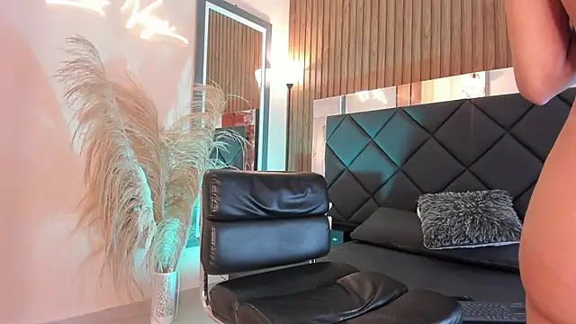 Zoevegass online show from 02-25-25, 09:02