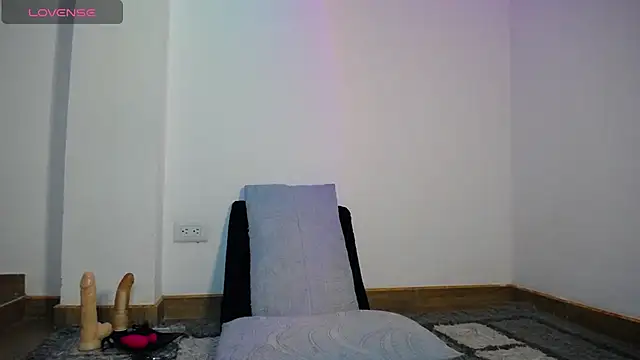 Snapshot of monkeywillwhite chatting on 01-08-25, 12:47 monkeywillwhite online show from 01-08-25, 12:47