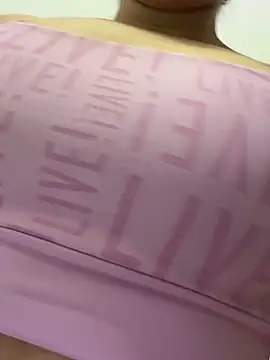 Snapshot of lupyta20 chatting on 09-15-25, 06:08 lupyta20 online show from 09-15-25, 06:08