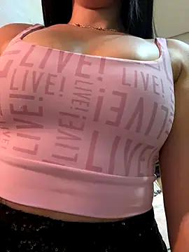 Snapshot of lupyta20 chatting on 10-16-25, 01:06 lupyta20 online show from 10-16-25, 01:06