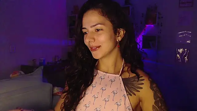 Snapshot of BeellyDance chatting on 06-19-26, 10:46 BeellyDance online show from 06-19-26, 10:46