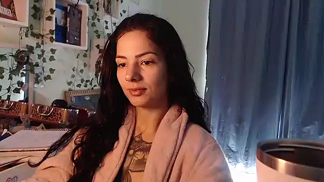 Snapshot of BeellyDance chatting on 08-02-26, 05:00 BeellyDance online show from 08-02-26, 05:00