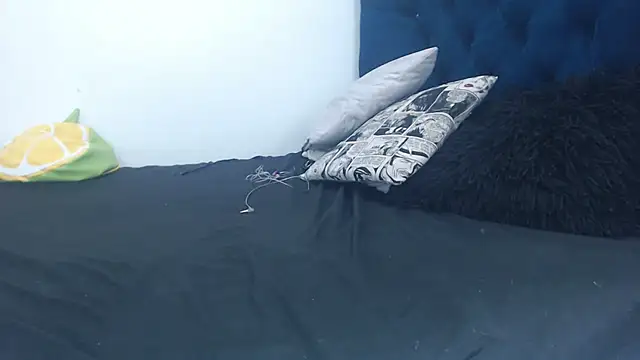 Snapshot of queenofwetqueens chatting on 11-19-25, 05:13 queenofwetqueens online show from 11-19-25, 05:13