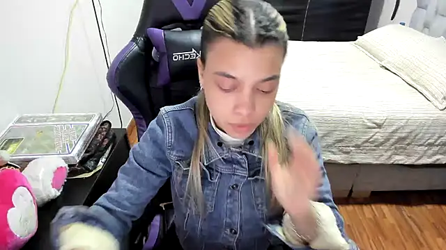 LuisaReyes 2911 online show from 09-27-25, 02:16