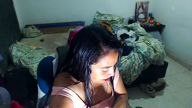 AmaraRoberts420 online show from 10-25-25, 02:08