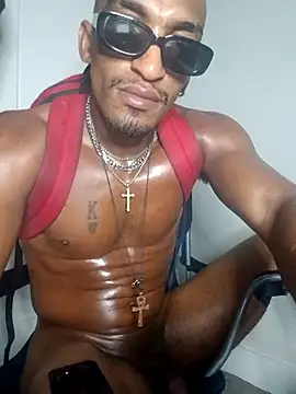 Snapshot of AndreMillz69 chatting on 10-03-25, 07:16 AndreMillz69 online show from 10-03-25, 07:16