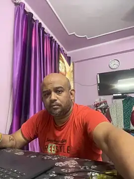 Snapshot of Dick_6inches chatting on 10-09-25, 01:47 Dick 6inches online show from 10-09-25, 01:47