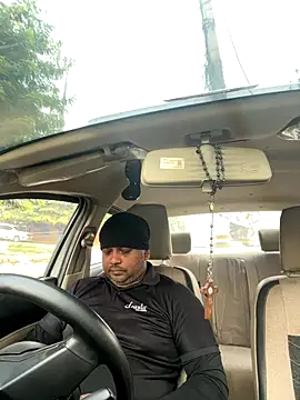 Snapshot of Dick_6inches chatting on 10-27-25, 02:04 Dick 6inches online show from 10-27-25, 02:04