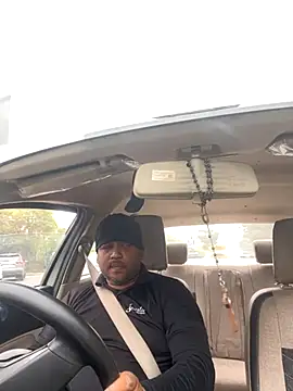 Snapshot of Dick_6inches chatting on 10-28-25, 04:38 Dick 6inches online show from 10-28-25, 04:38