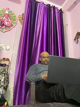 Dick 6inches online show from 02-07-26, 03:43