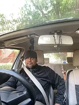 Dick 6inches online show from 04-06-26, 03:04