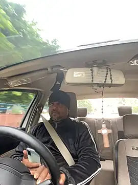 Dick 6inches online show from 04-17-26, 02:58