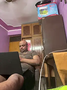 Snapshot of Dick_6inches chatting on 04-21-26, 07:36 Dick 6inches online show from 04-21-26, 07:36