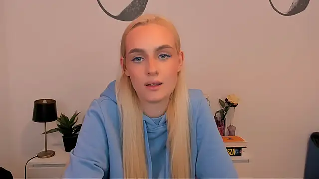 OliviaKisss online show from 09-16-25, 06:42