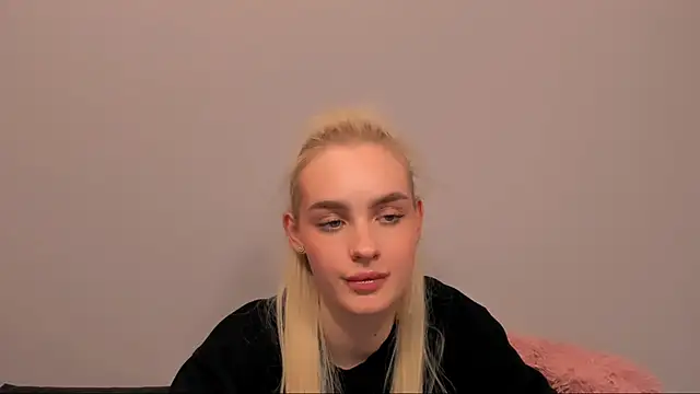 OliviaKisss online show from 02-21-26, 05:58
